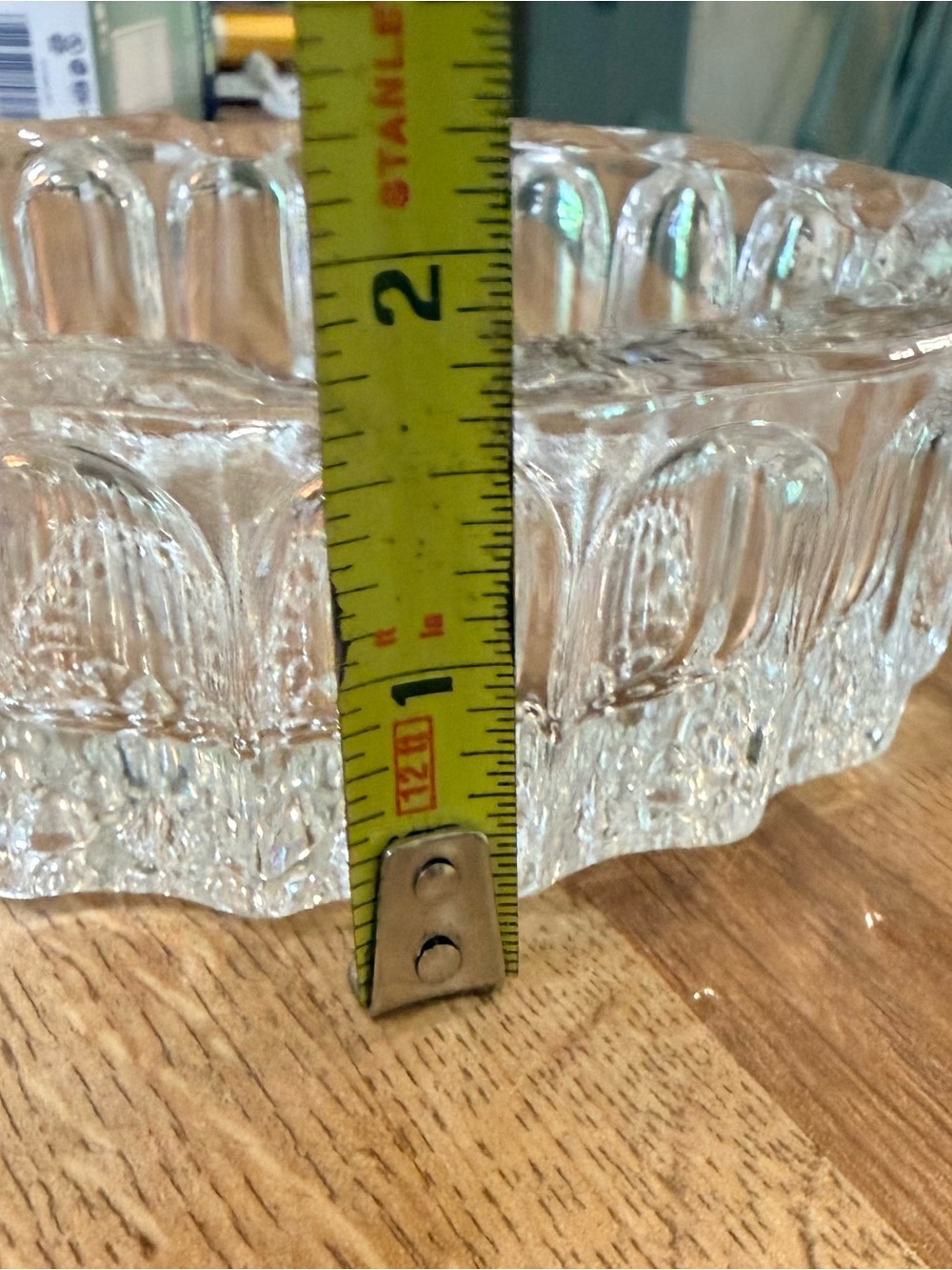 Vintage KIG Malaysia Glass Ashtray Heavy
Crystal Deep Column Cut 4 Rests - Picture 5 of 5